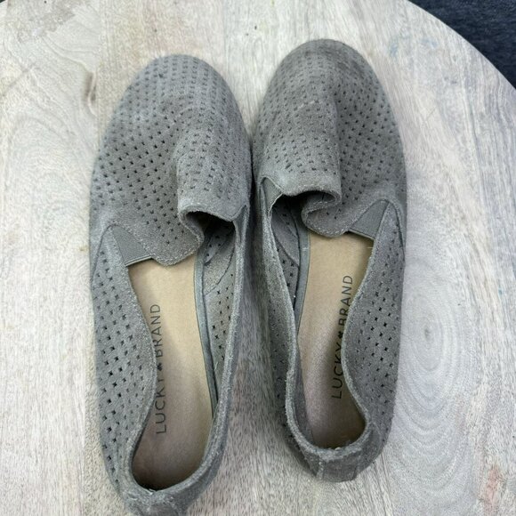 Lucky Brand Carthy Perforated Suede Slip-On Loafers‎ Womens Size 8.5 Taupe - Picture 3 of 11